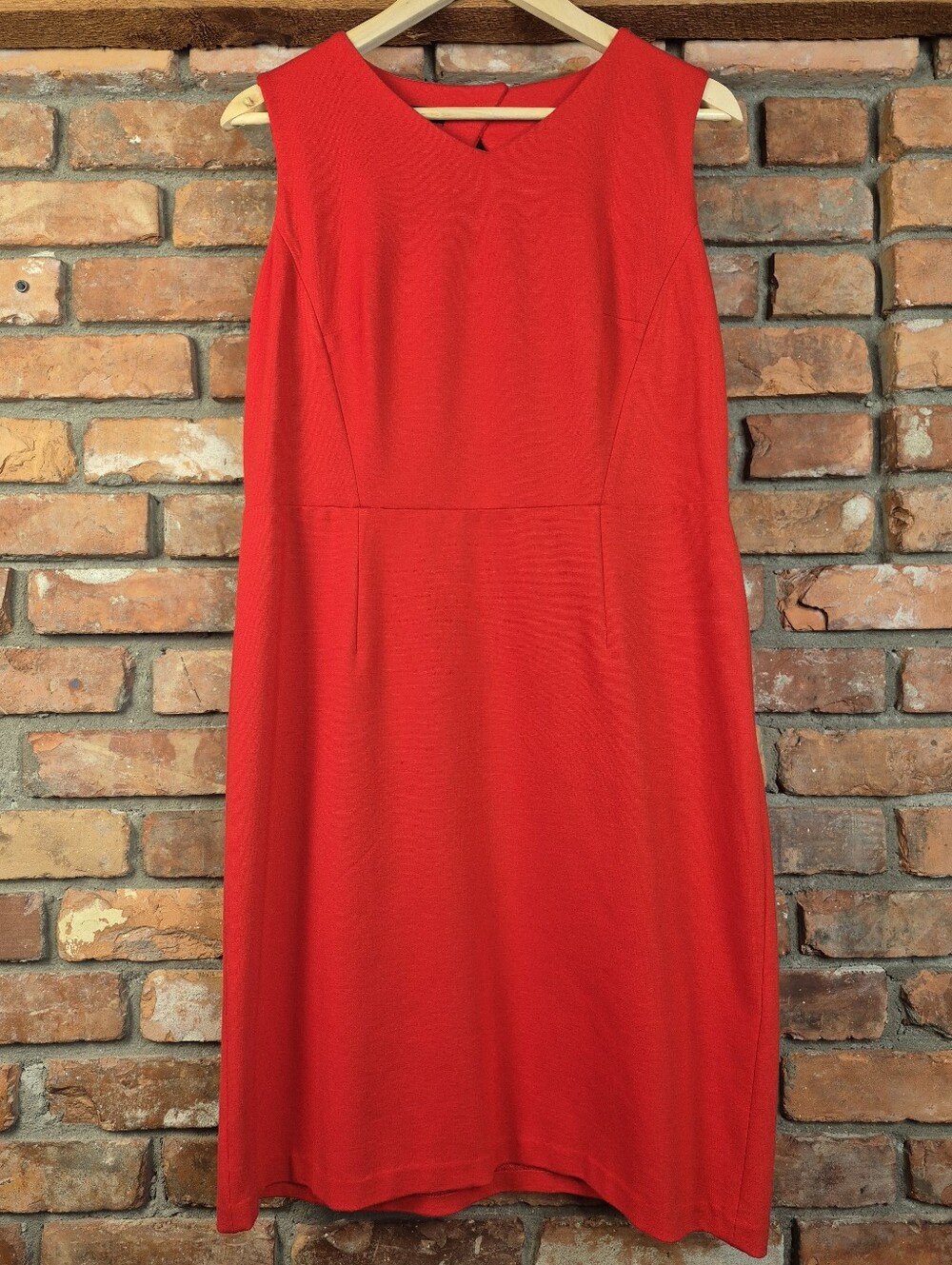Talbots Red Sheath Dress Petite 14P Career Cocktail Wedding Guest Classic - Picture 2 of 9